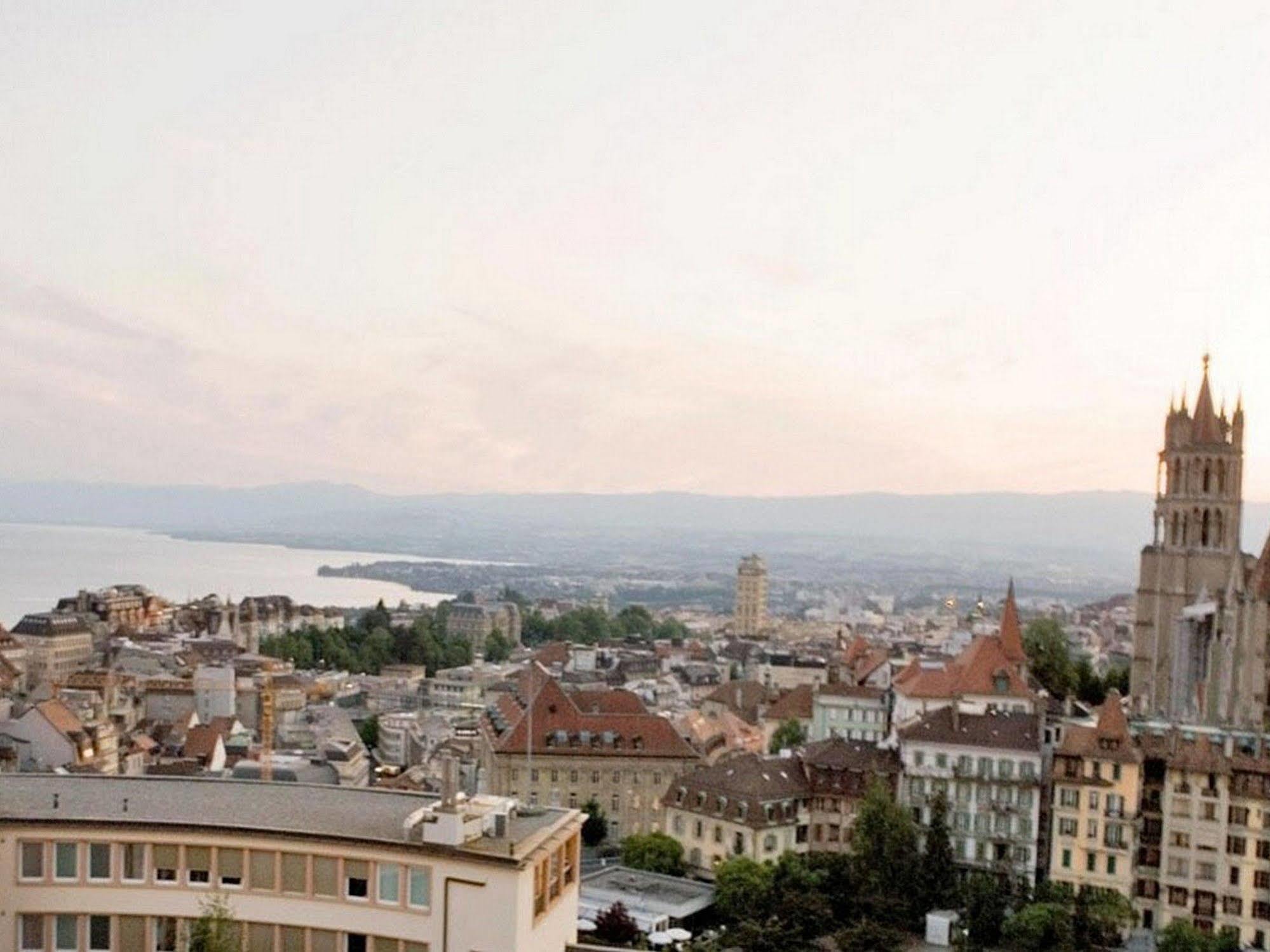 Visionapartments Rue Caroline - Contactless Check-In Lausanne Buitenkant foto